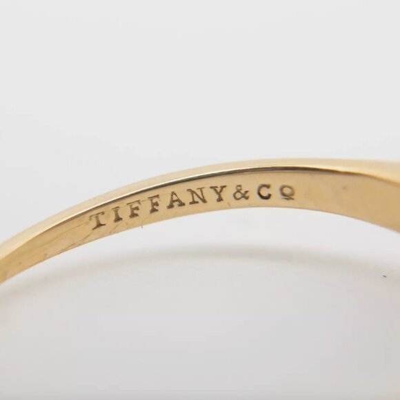 Tiffany & Co GIA Alexandrite Purple Blue Solid 18k Yellow Gold Ring - Picture 7 of 7